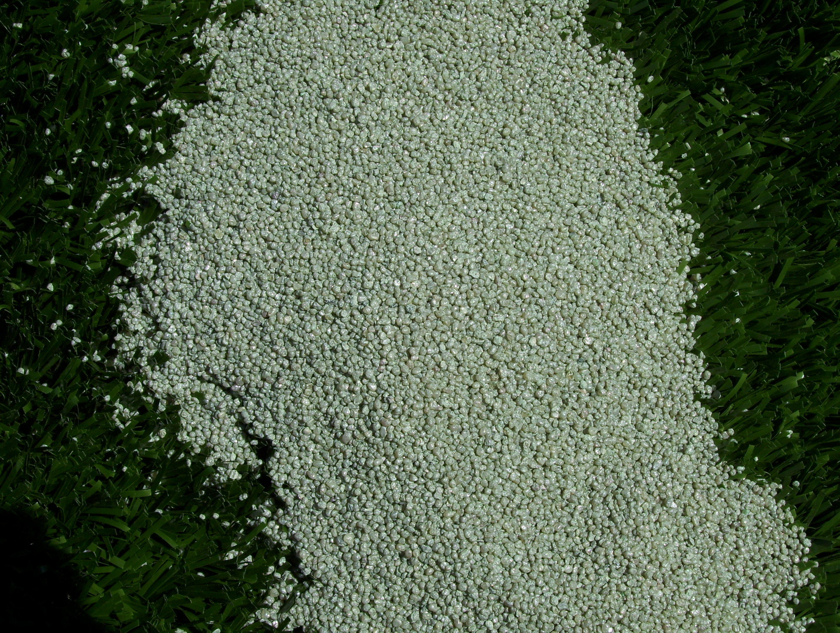 PSF S-Fill synthetic turf infill is availabe in green, tan, and cool green.